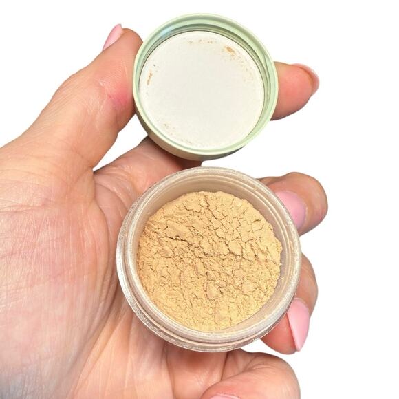 Clinique Blended Face Powder 03 Transparency .15 oz Travel Mini Size - Picture 2 of 4